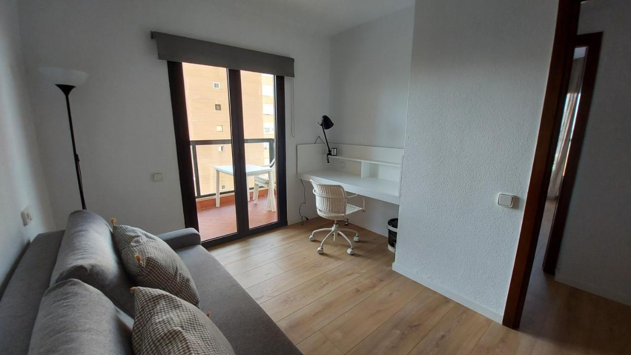 Ferienwohnung Apartamento La Playa “ Free Parking “ Torremolinos Exterior foto