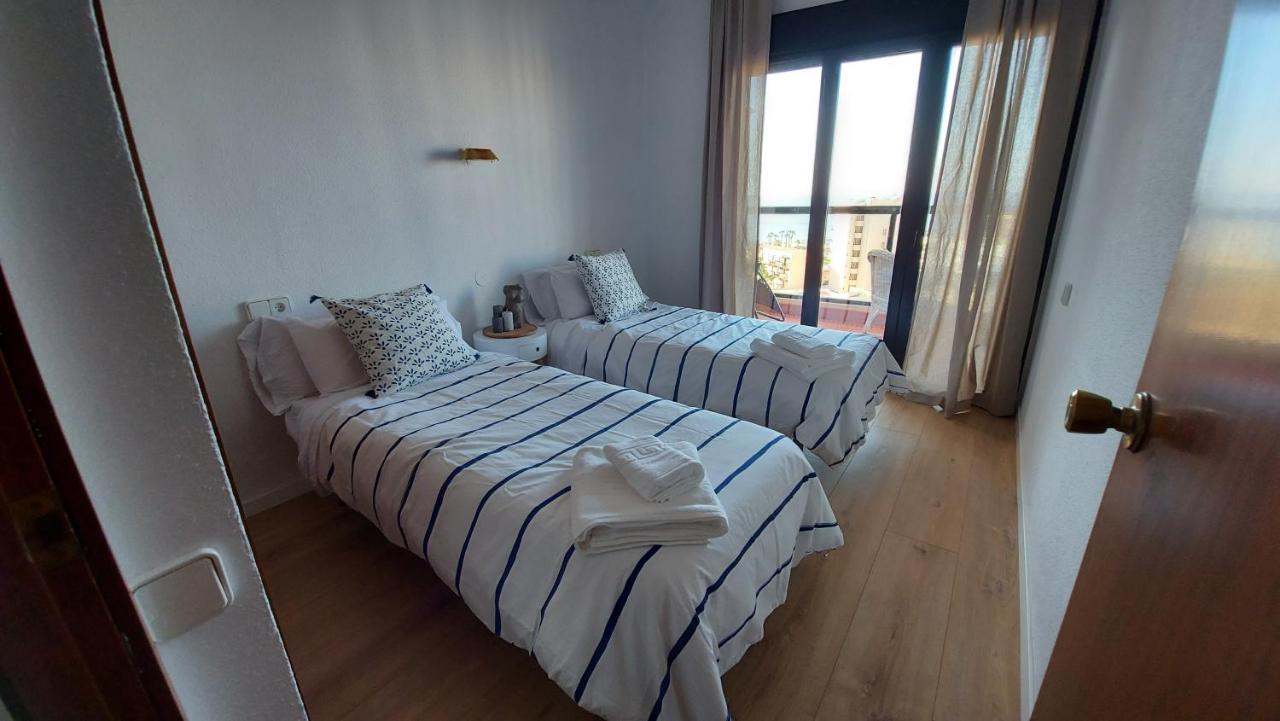 Ferienwohnung Apartamento La Playa “ Free Parking “ Torremolinos Exterior foto